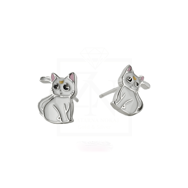 Srebrne naušnice na štift Maca