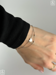 Srebrna narukvica Srce