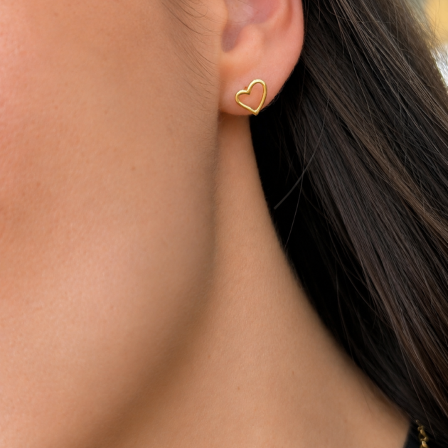Srebrna naušnice na štift Golden Heart Outline Earrings